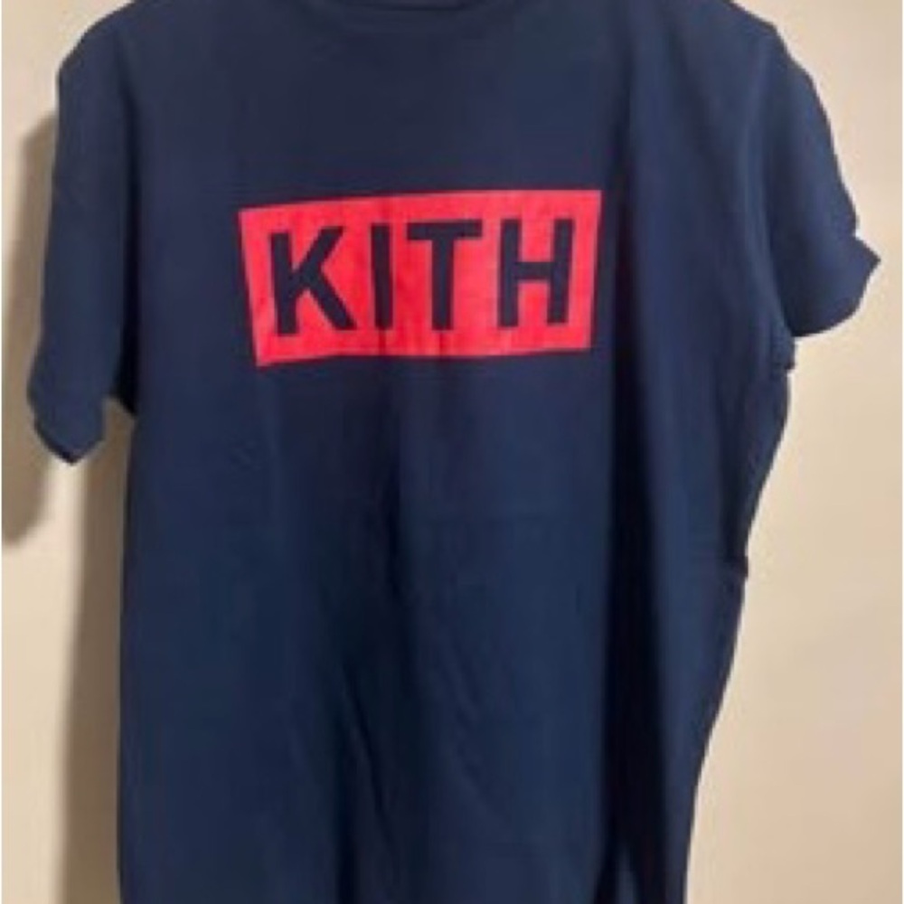 Men’s Kith Navy Tee with Original Red Logo